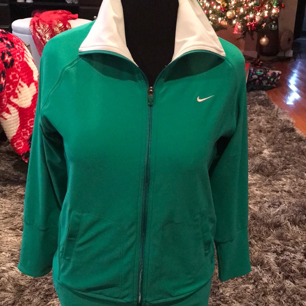 🦖Nike🦖 - Picture 1 of 7